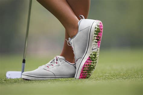 Women's Golf Shoes 